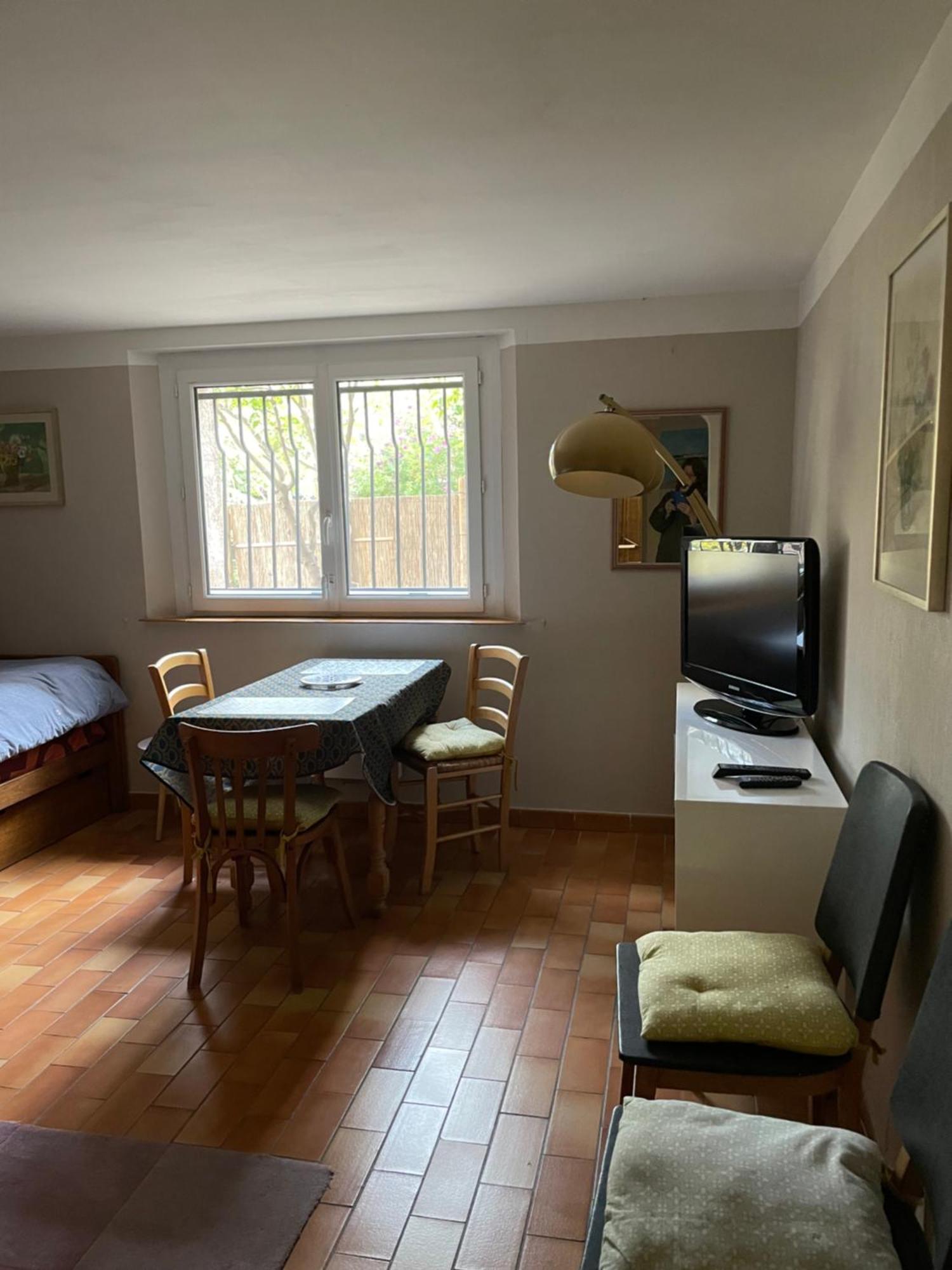 2 Appartements Calmes Fréjus Eksteriør bilde