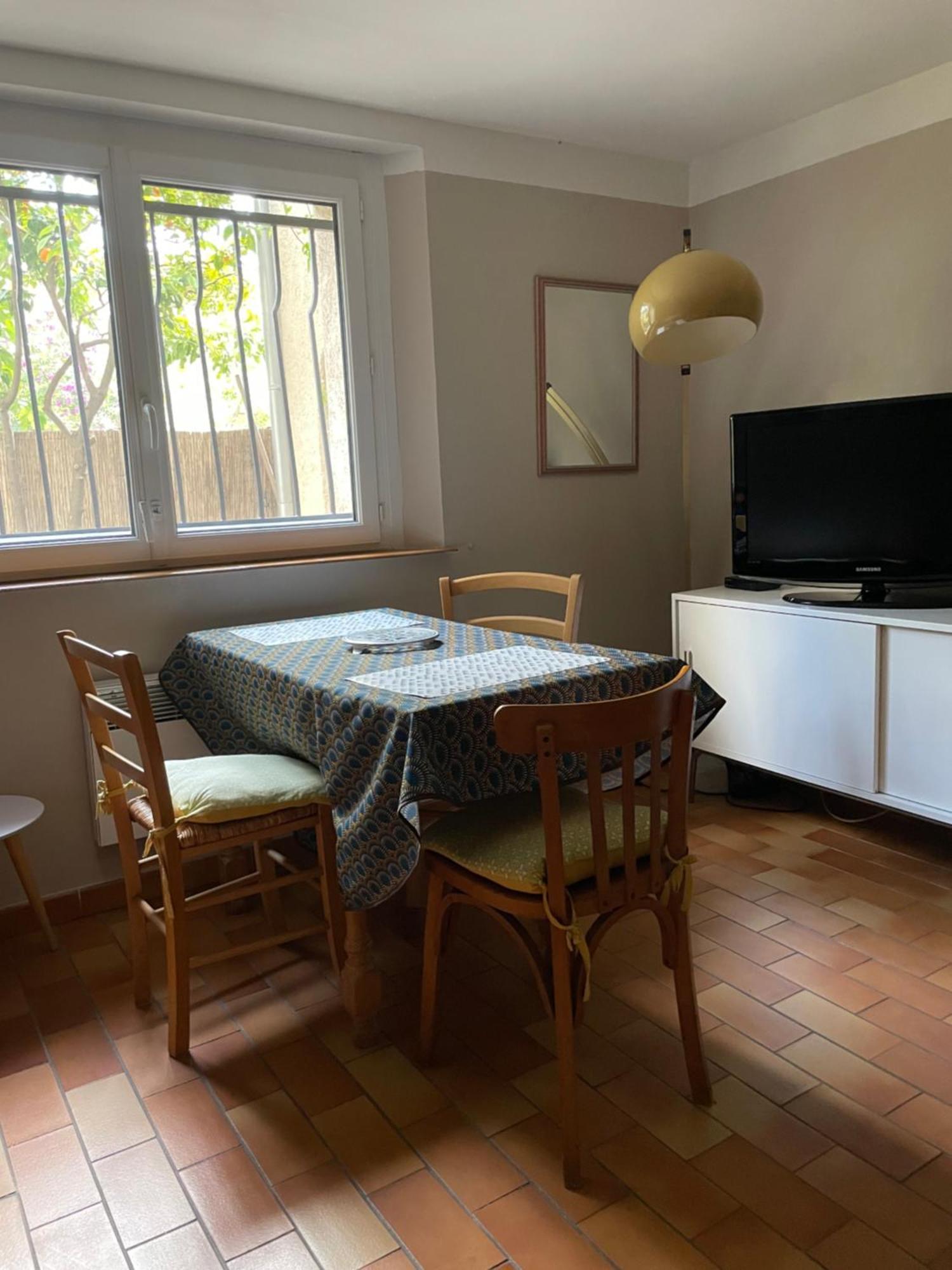 2 Appartements Calmes Fréjus Eksteriør bilde